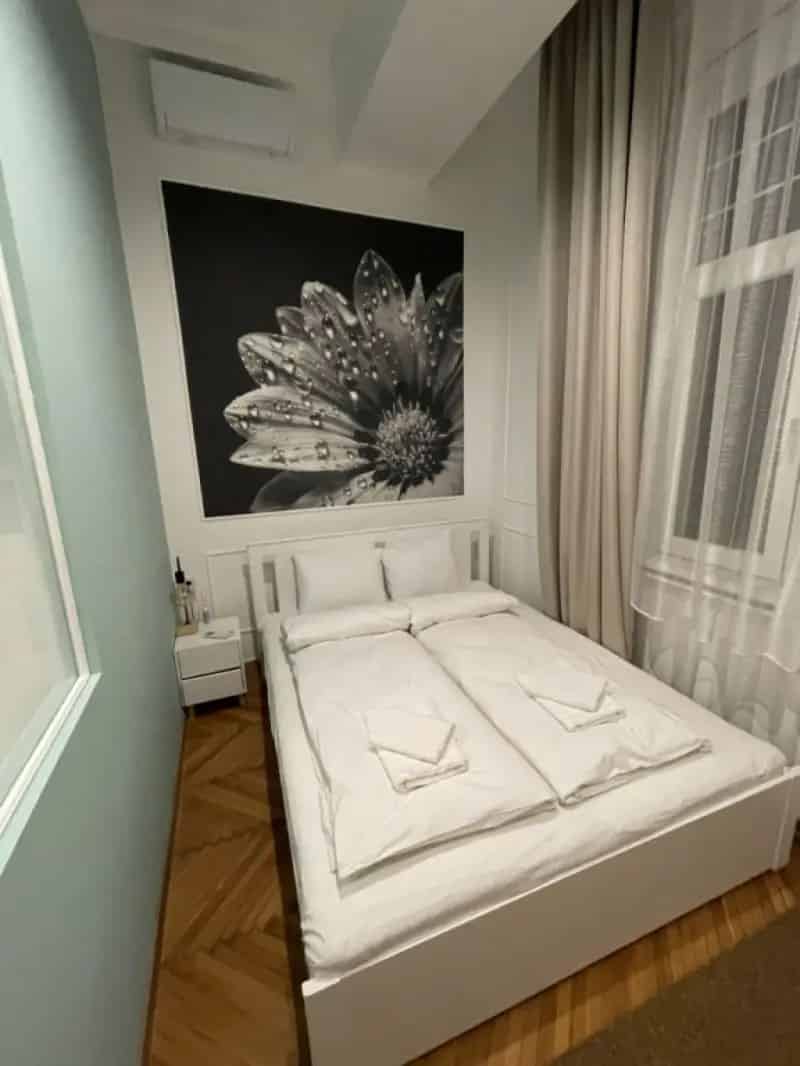 Ház Kiadó , Budapest, Közép-Magyarország