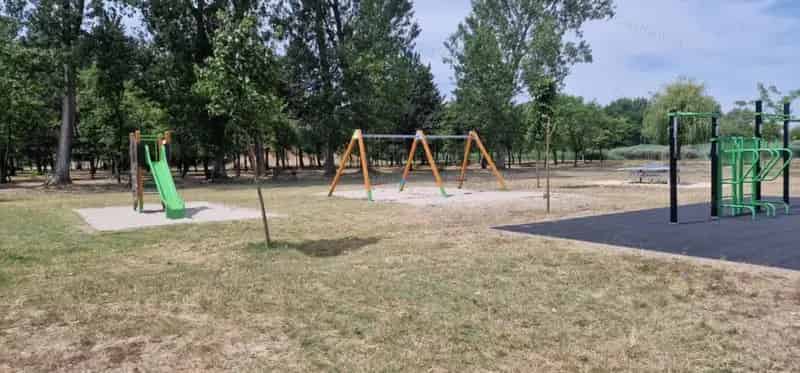 Telek Kiadó , Ceglédi járás, Közép-Magyarország
