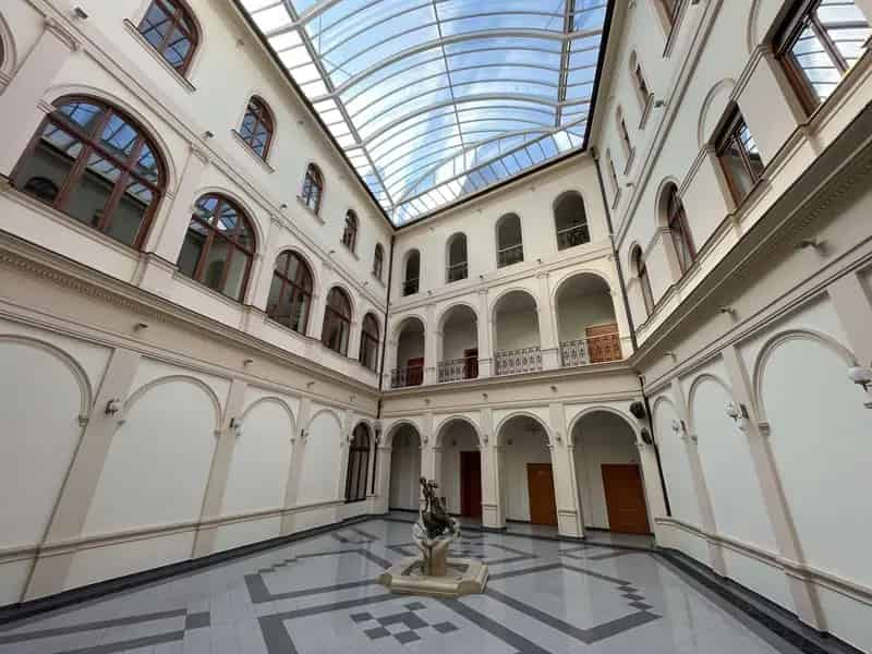 Kiadó irodák Szeged belvárosában