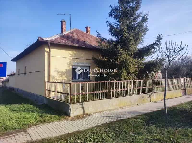 Ház Eladó , Kenderes, Alföld és Észak