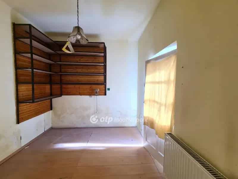 Ház Kiadó , Budapest, Közép-Magyarország