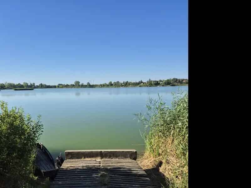Telek Kiadó , Szigetszentmiklósi járás, Közép-Magyarország