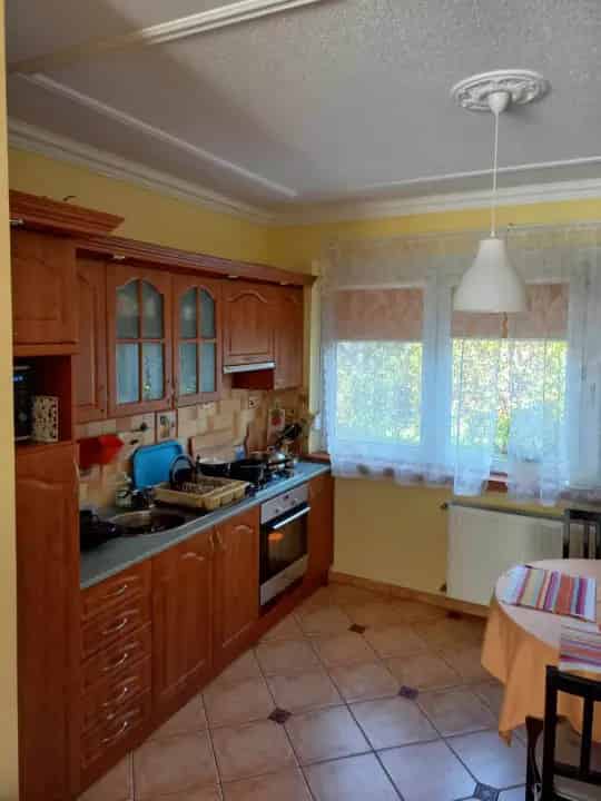 Lakás Kiadó , Székesfehérvár, Dunántúl