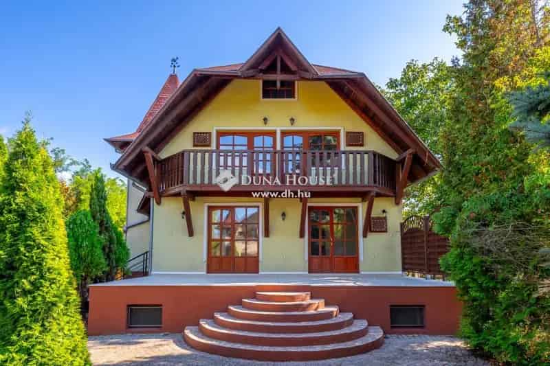 Ház Eladó , 2446, Borkút utca, Kőröshegy, Dunántúl