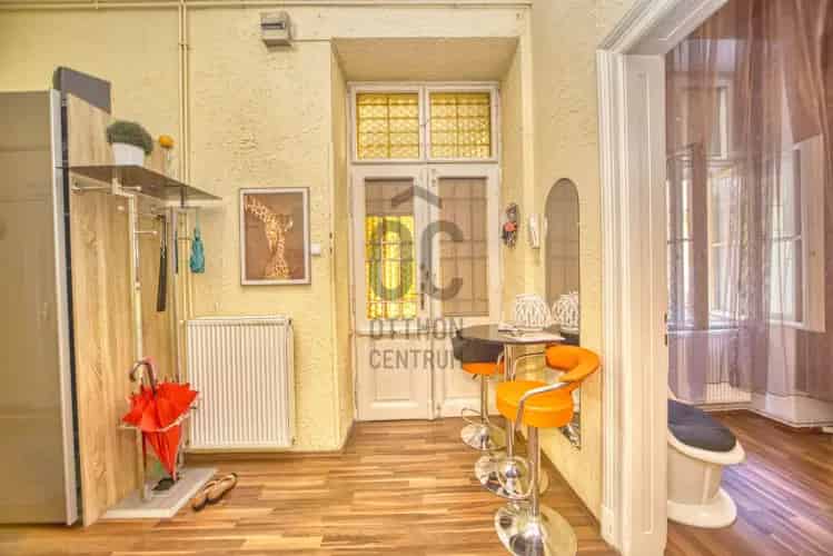 Budapest VIII. kerületi eladó lakás, DLK015110