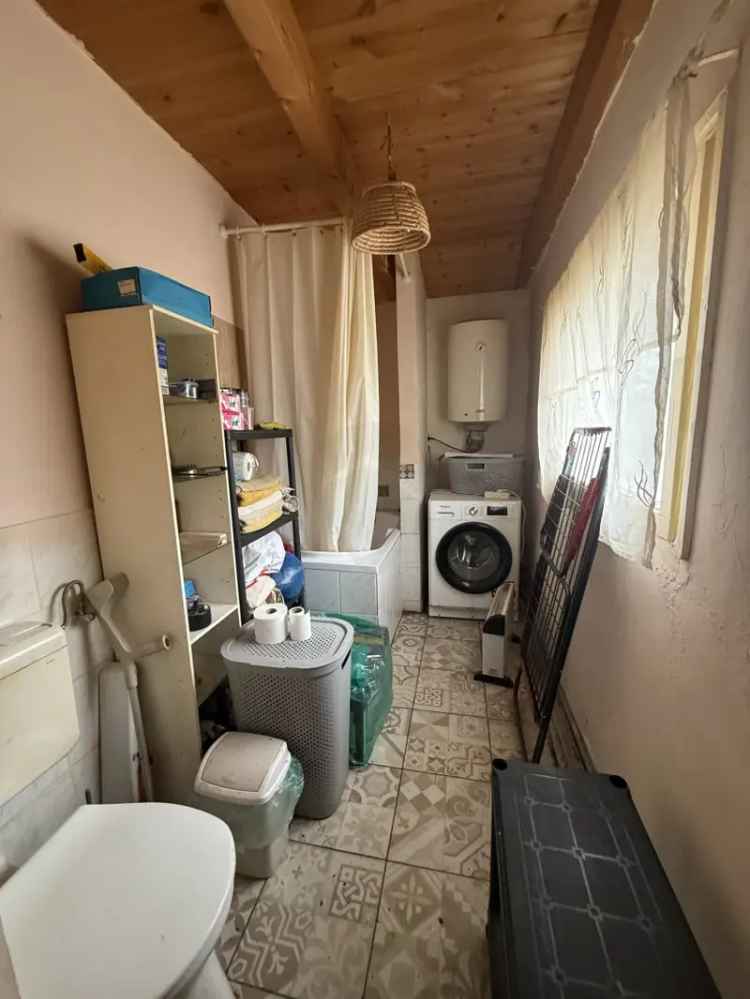 Ház Kiadó , Budakeszi járás, Közép-Magyarország