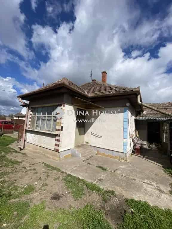 Ház Eladó , Perkáta, Dunántúl