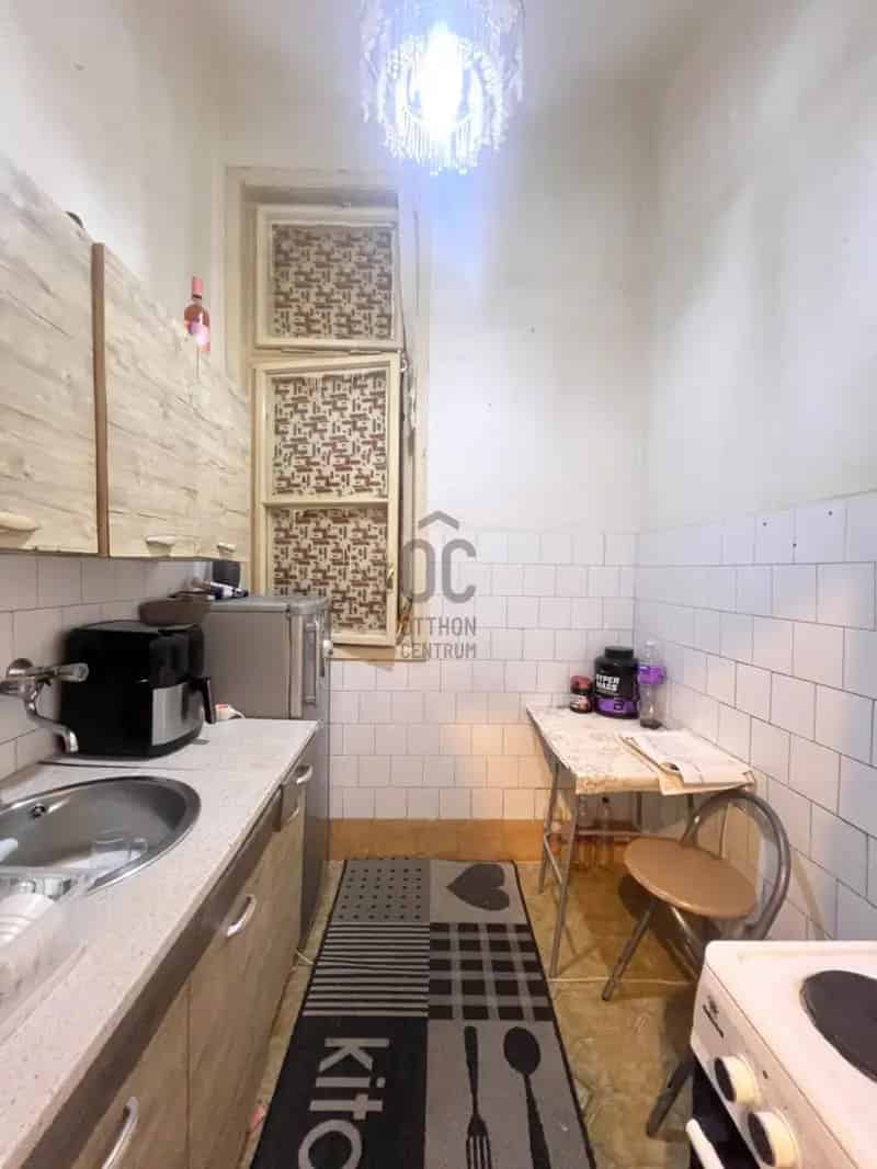 Lakás Kiadó , Budapest, Közép-Magyarország