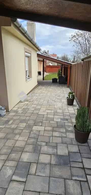 Ház Eladó , Siófok, Dunántúl