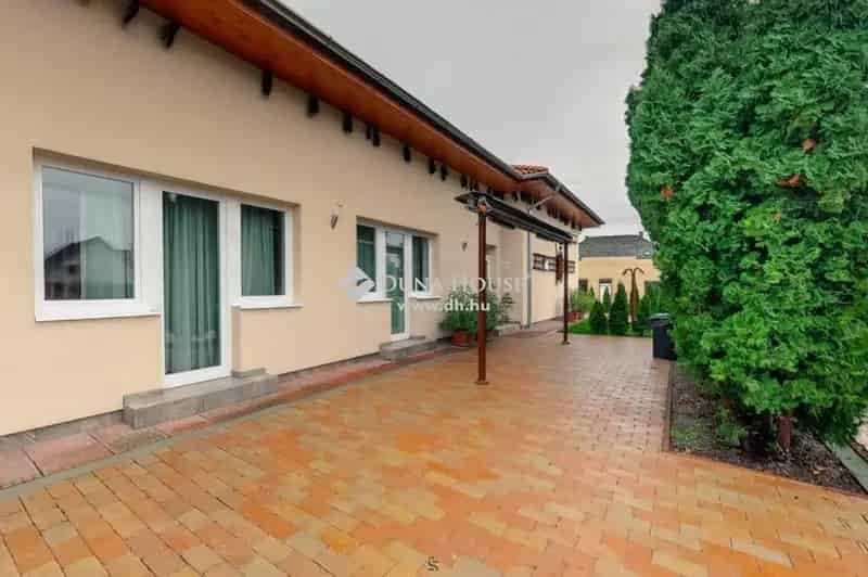 Ház Eladó , Balatonszárszó, Dunántúl