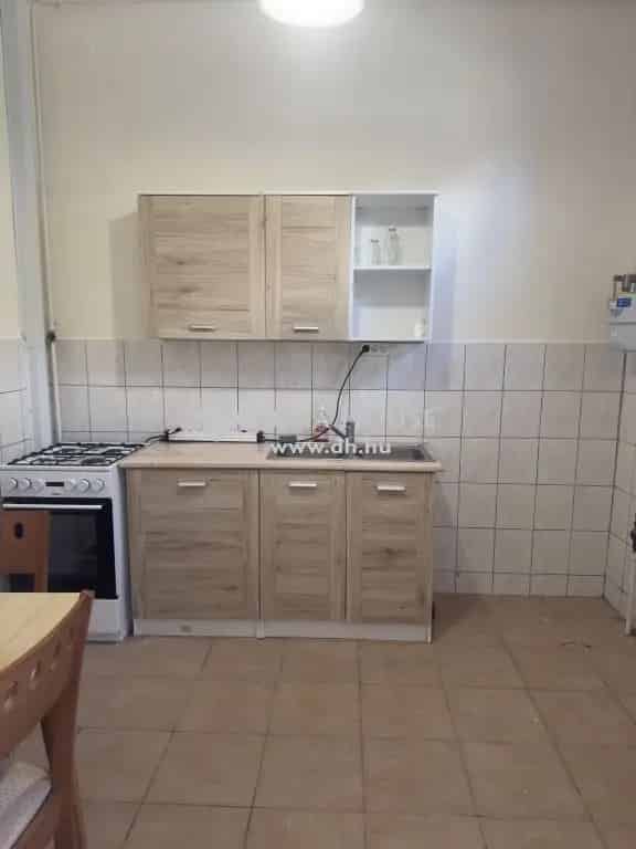 Lakás Kiadó , Budapest, Közép-Magyarország
