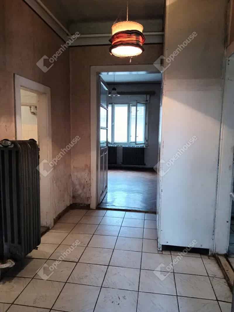 Ház Kiadó , Monori járás, Közép-Magyarország