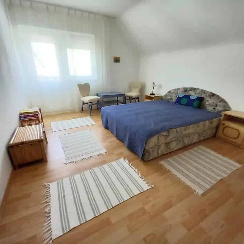 Ház Kiadó , Marcali járás, Dunántúl