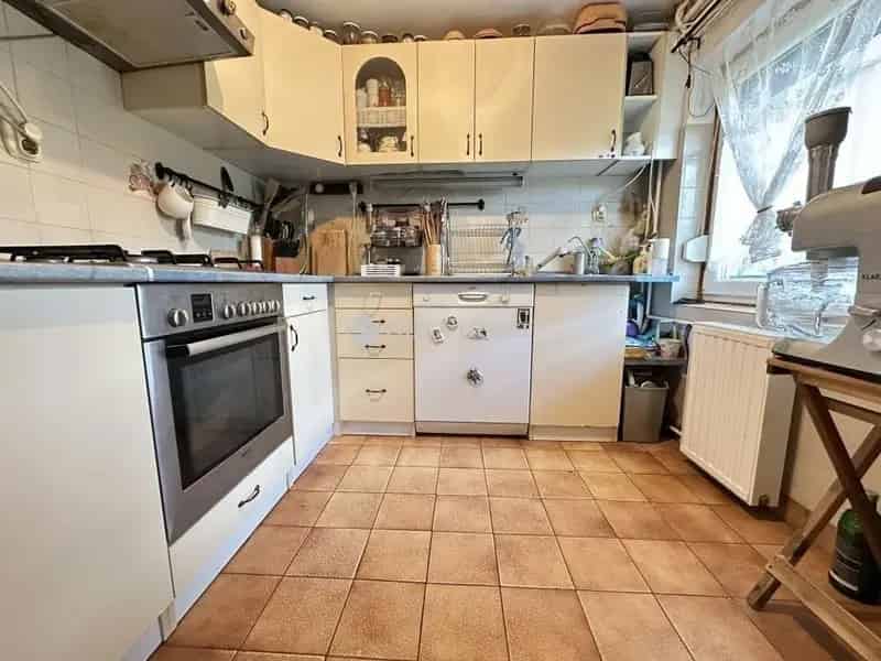 Ház Kiadó , Budakeszi járás, Közép-Magyarország