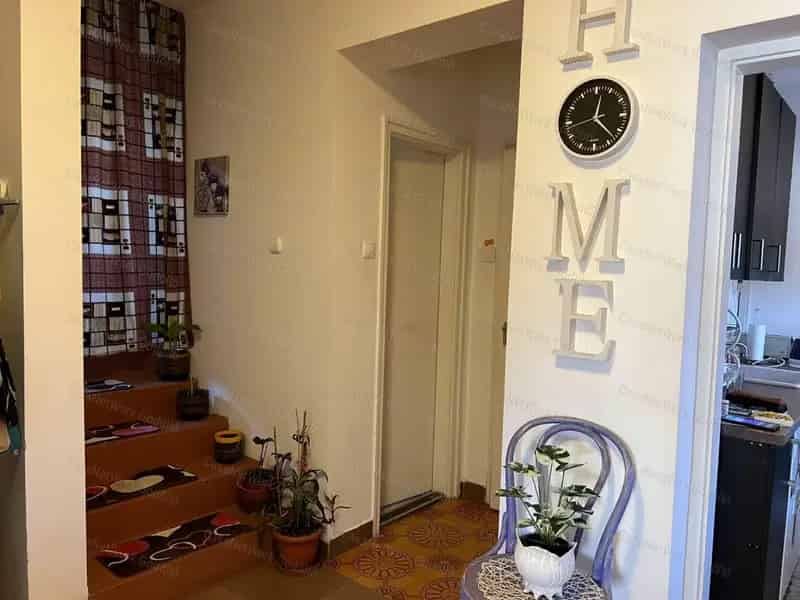 Ház Kiadó , Gödöllői járás, Közép-Magyarország