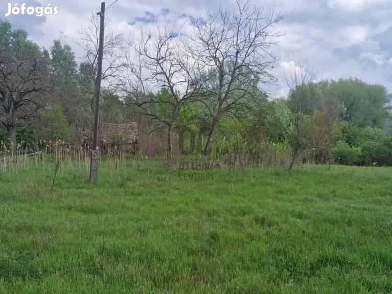 Nyíradonyi tanya eladó 3000 m2-es területtel Tisztavíz tó mellett