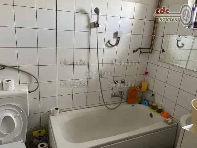 Ház Kiadó , Dabasi járás, Közép-Magyarország