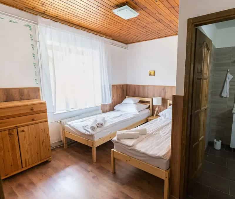 Ház Kiadó , Velence, Dunántúl