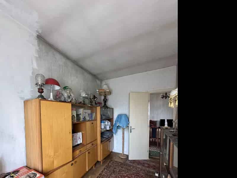 Ház Kiadó , Érdi járás, Közép-Magyarország