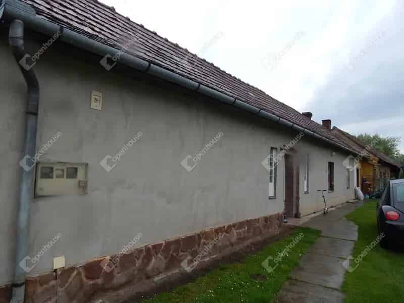 Ház Kiadó , Kaposvári járás, Dunántúl