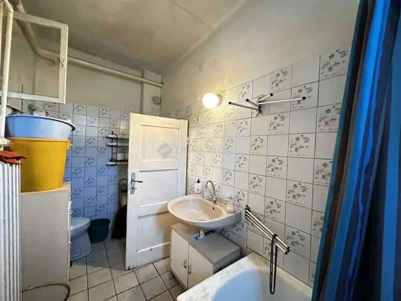 Ház Kiadó , Tamási járás, Dunántúl