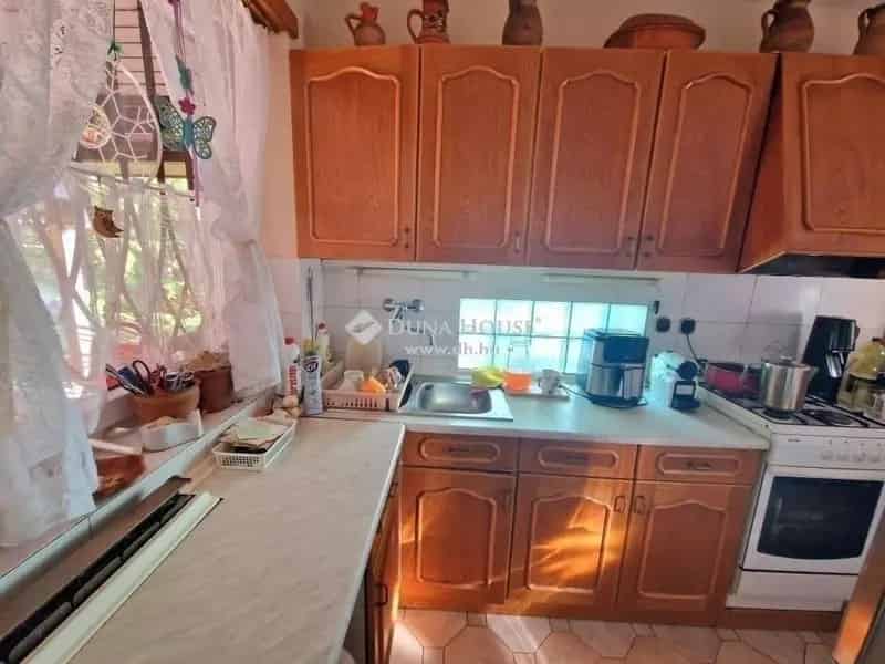 Ház Kiadó , Budapest, Közép-Magyarország