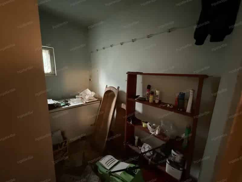 Ház Kiadó , Debreceni járás, Alföld és Észak