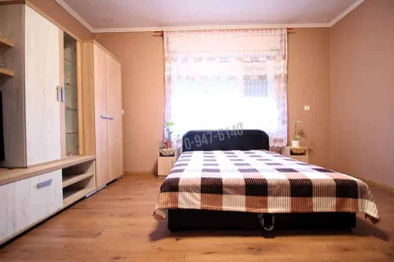 Ház Kiadó , Sarkadi járás, Alföld és Észak