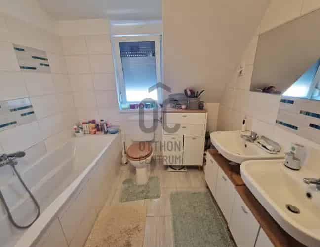 Veresegyházi eladó lakás, H502581