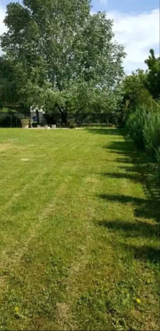Kápolnásnyék családi ház kiadó 3+2 félszoba garázzsal