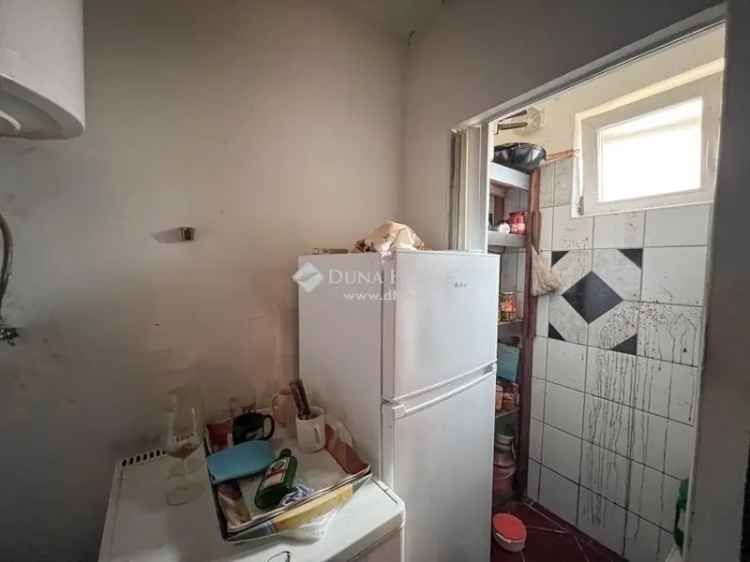 Ház Kiadó , Budapest, Közép-Magyarország