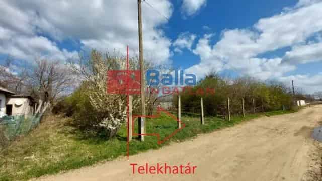 Vác építési telek eladó 1102 m² zöldövezetben