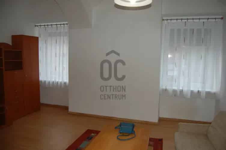 Kőszegi eladó lakás, H492828