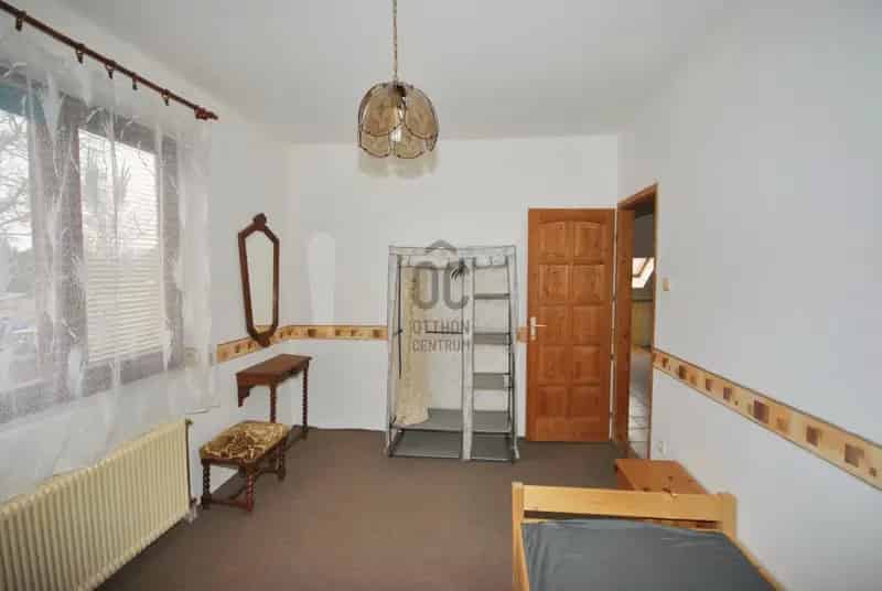 Ház Kiadó , Budapest, Közép-Magyarország