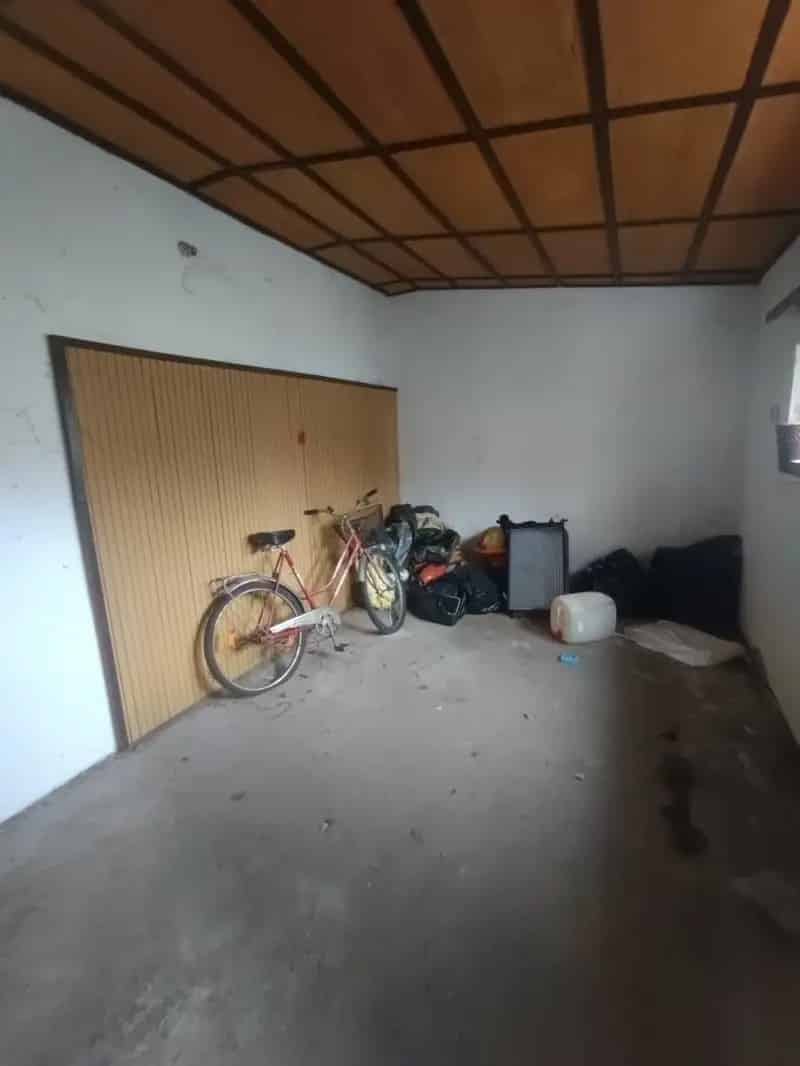 Ház Kiadó , Szentlőrinc, Dunántúl