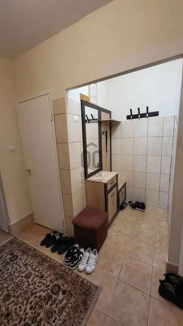 Lakás Kiadó , Budapest, Közép-Magyarország