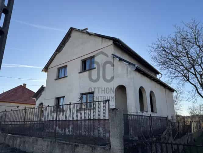 Gönyűi eladó családi ház, H496696