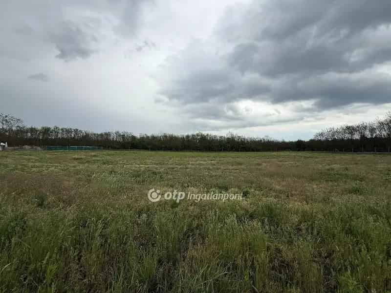 100000 m2-es külterületi terület eladó Debrecen közelében