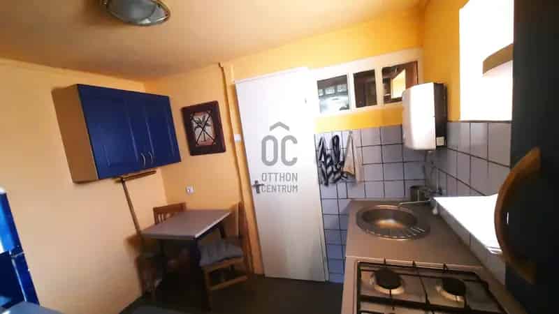 Ház Kiadó , Monori járás, Közép-Magyarország