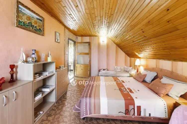 70 m2-es családi ház eladó Szajlán Heves megyében