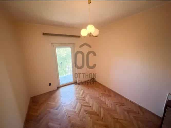 Székesfehérvári eladó lakás, DLK053952