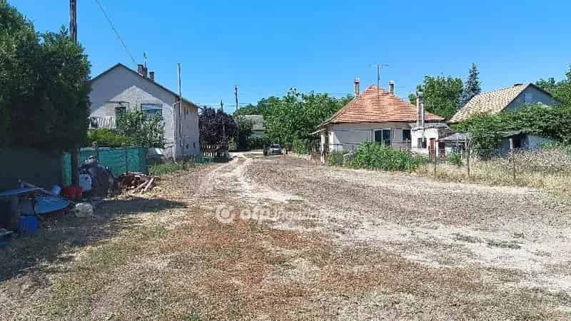 Telek Kiadó , Ráckevei járás, Közép-Magyarország
