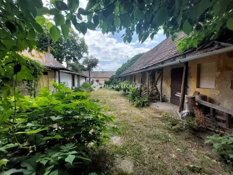 Ház Eladó , Budapest, Közép-Magyarország