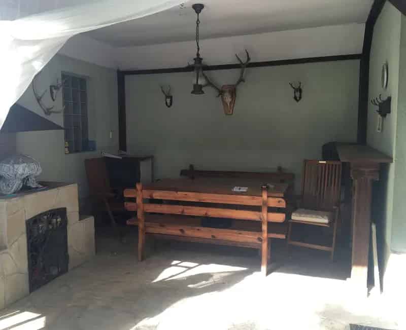 Újszegeden, a Szőregi úton eladó egy 140m2-es családi ház!