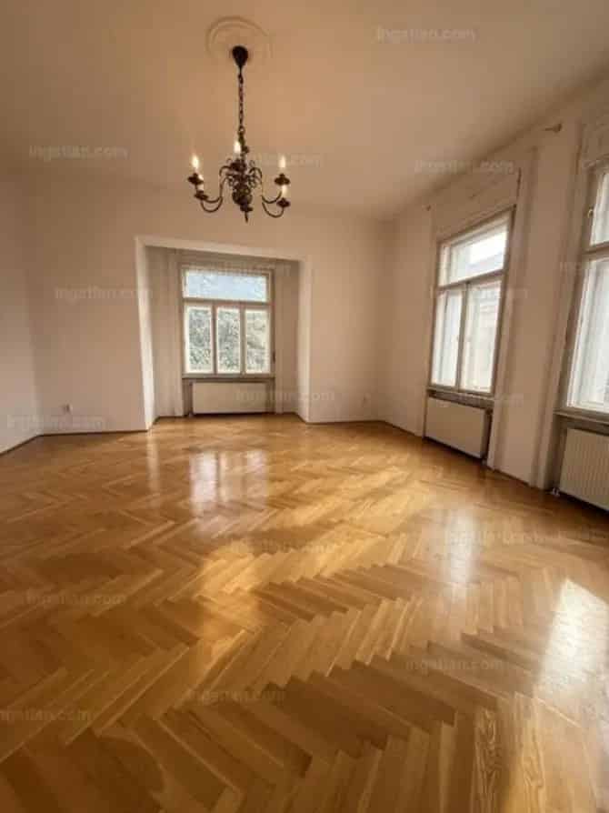 Ház Kiadó , Pécsi járás, Dunántúl