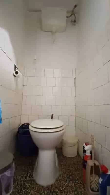 Ház Kiadó , Budapest, Közép-Magyarország