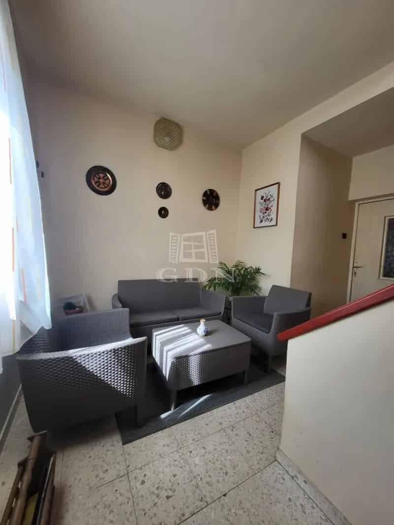 Ház Kiadó , Szombathelyi járás, Dunántúl