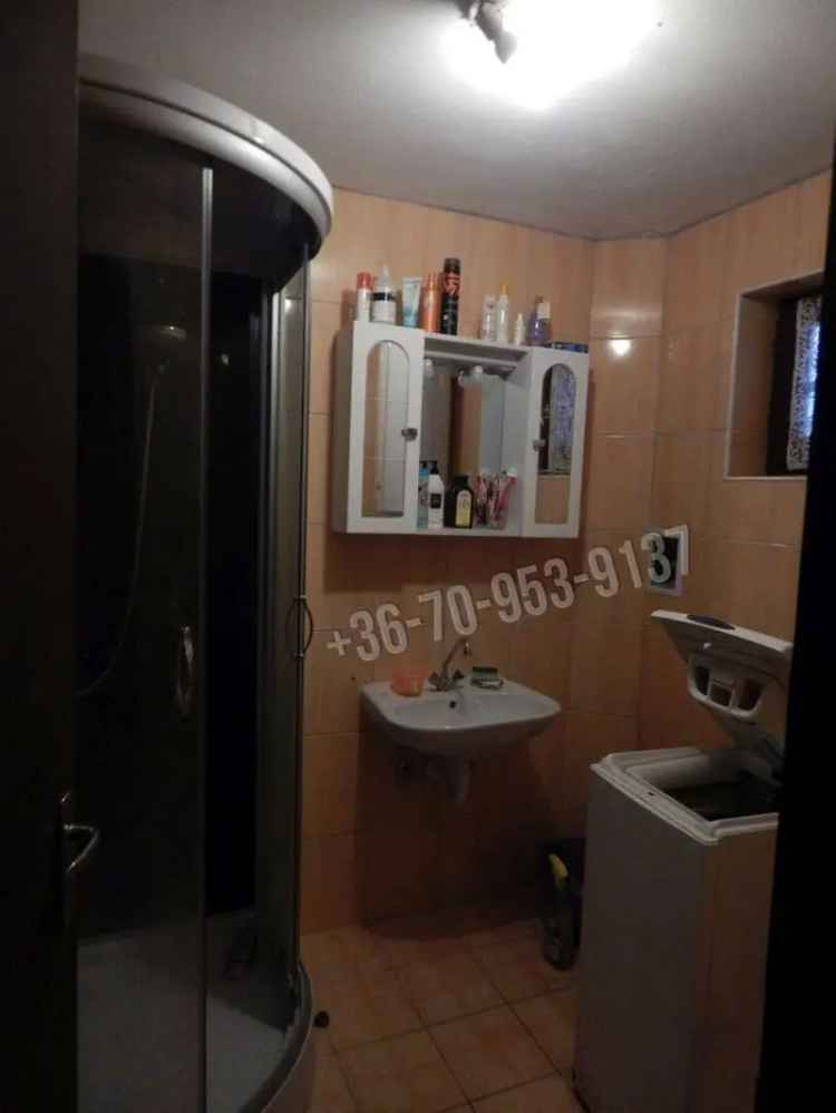 Balatonszepezdi hétvégi ház eladó - 2 szoba, apartman, terasz
