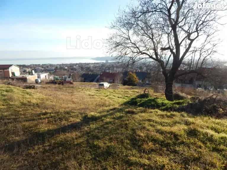 Eladó belterületi, örökpanorámás balatonfüredi építési telek - Balatonfüred, Telek, föld - Jófogás Ingatlan