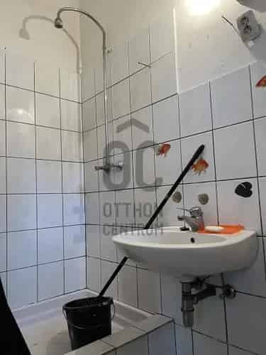 Pápai eladó családi ház, DHZ065030